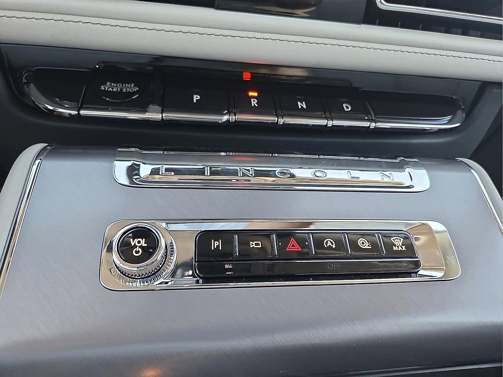 New 2026 Lincoln Aviator 2WD image 15