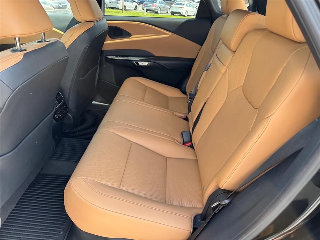 Used 2023 Lexus RX 350 Premium Plus w/ Cold Area Package AWD/4WD image 10