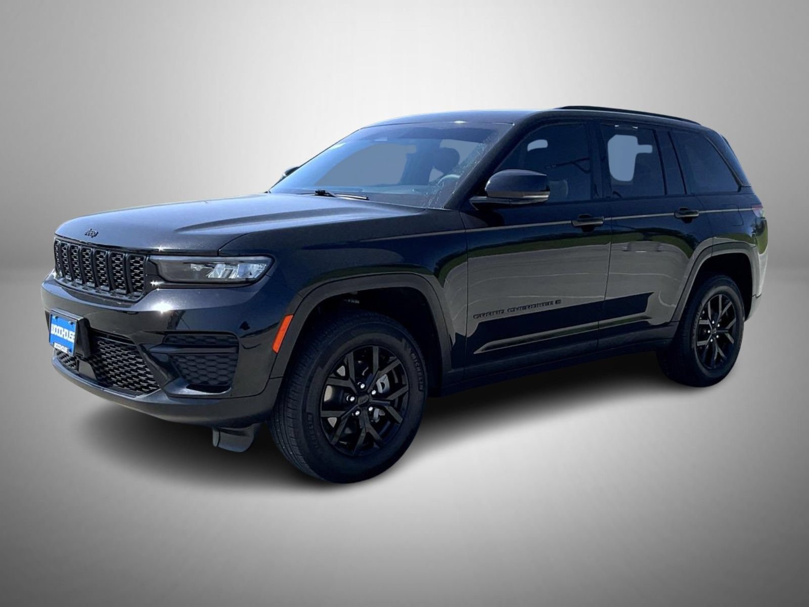 Used 2024 Jeep Grand Cherokee Altitude AWD/4WD image 1