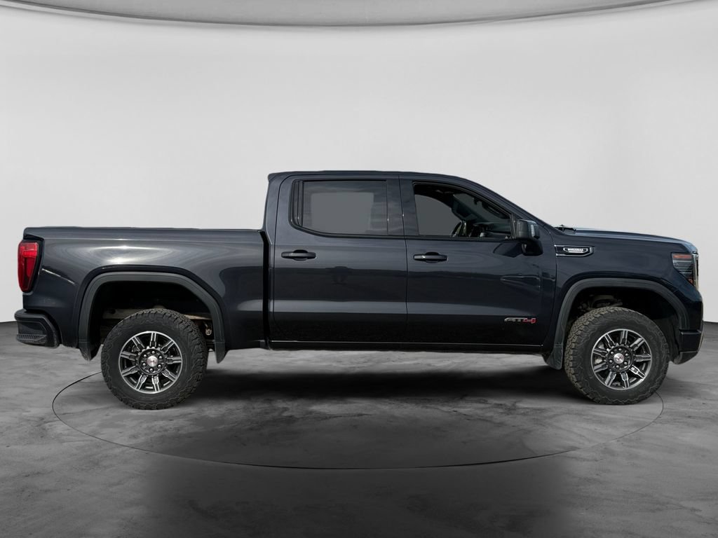 Used 2024 GMC Sierra 1500 AT4 w/ Technology Package AWD/4WD image 11