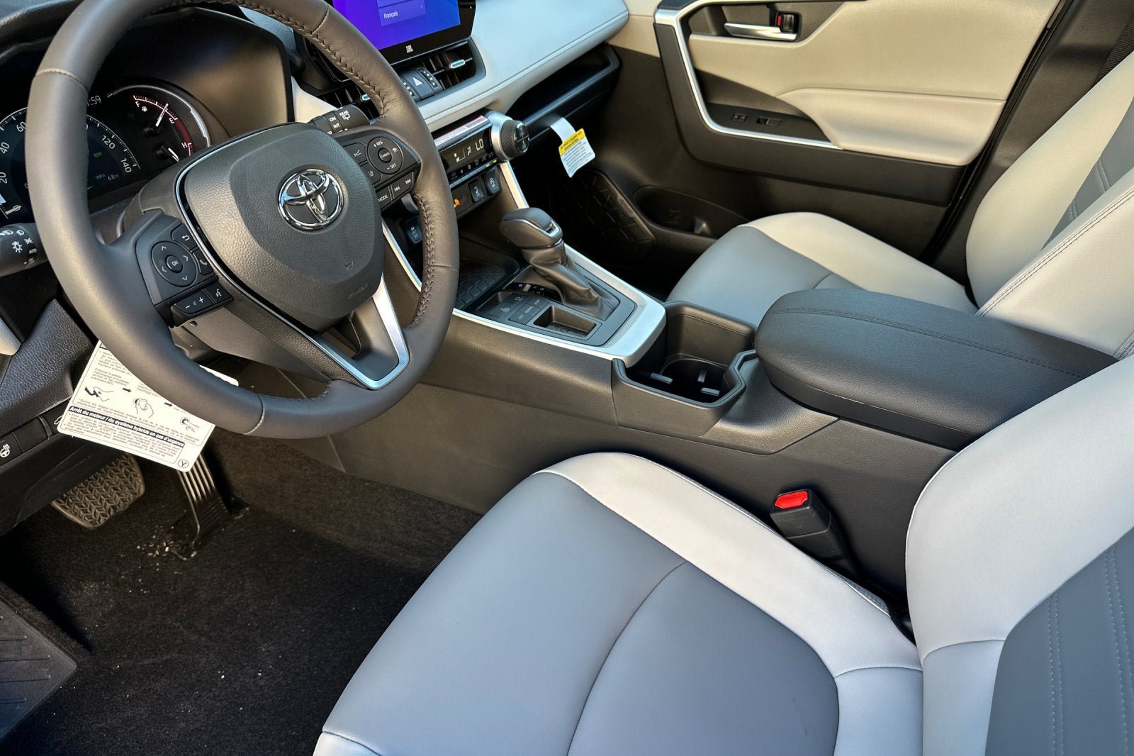 New 2025 Toyota RAV4 XLE Premium FWD image 12