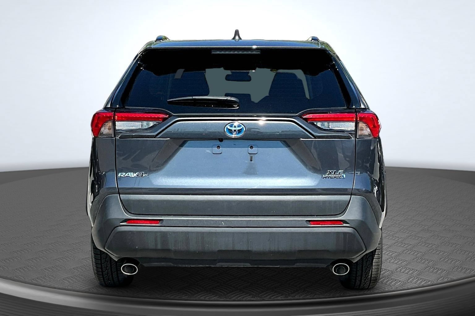 Used 2023 Toyota RAV4 XLE AWD/4WD image 6