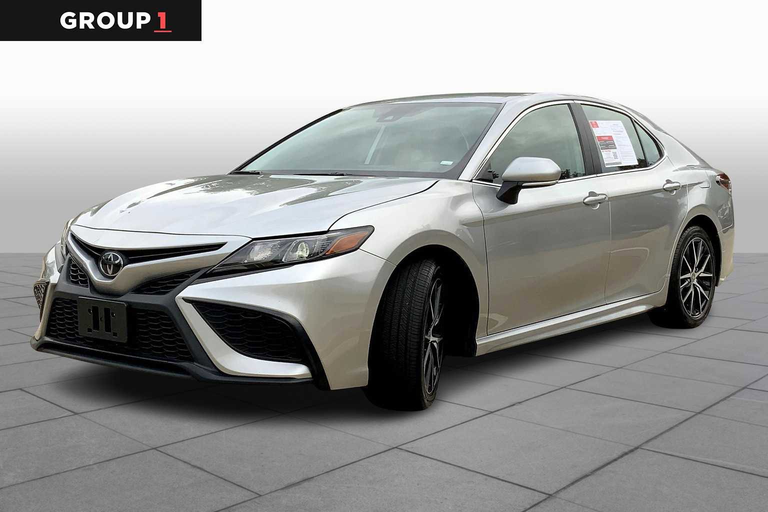 Used 2023 Toyota Camry SE