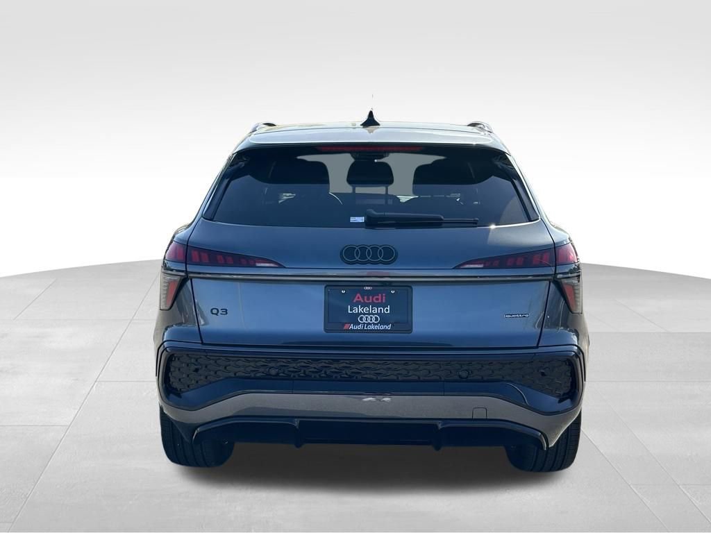 New 2026 Audi Q3 quattro 2.0T image 4