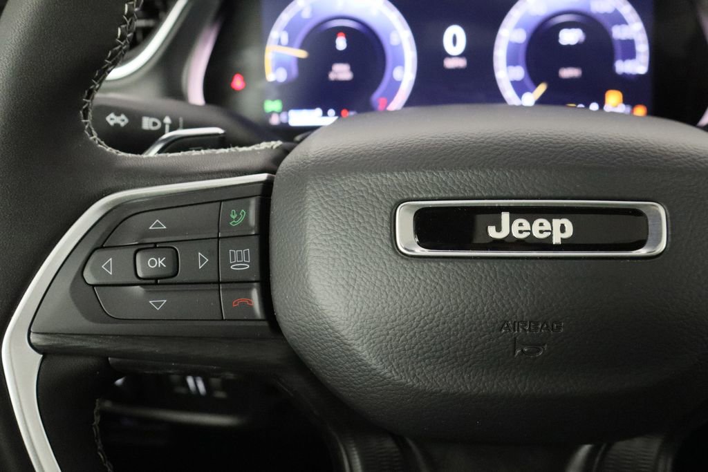 New 2026 Jeep Grand Cherokee Laredo X image 8