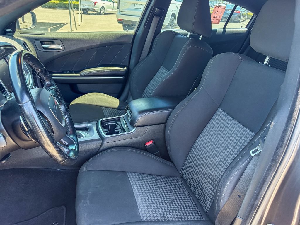 Used 2021 Dodge Charger R/T RWD image 9