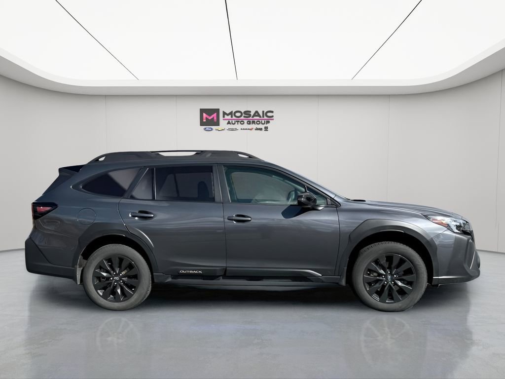 Used 2024 Subaru Outback Onyx Edition image 2
