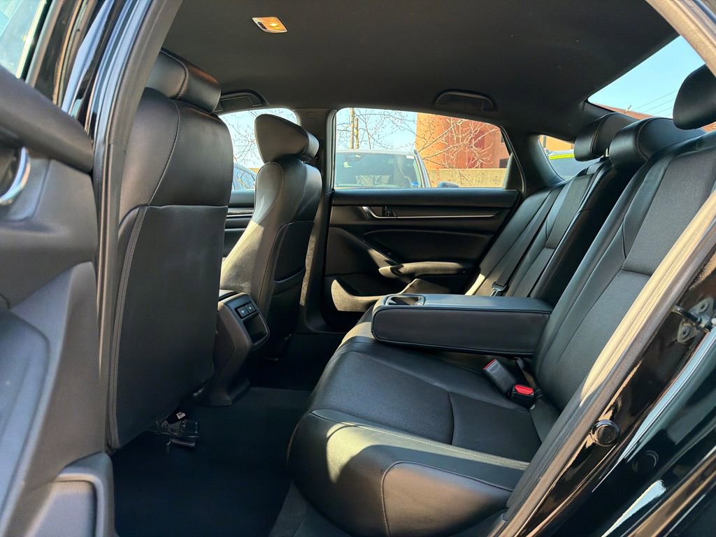 Used 2021 Honda Accord Sport image 14