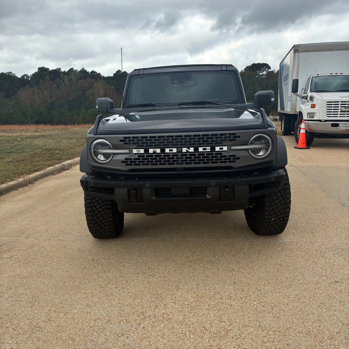 Used 2023 Ford Bronco Badlands w/ Sasquatch Package AWD/4WD image 3