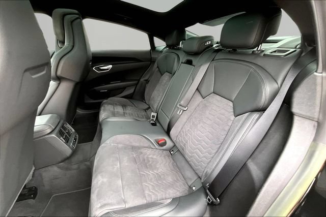 Used 2023 Audi e-tron GT Prestige w/ Prestige Package AWD/4WD image 27
