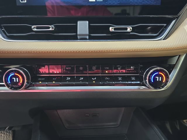 New 2026 Chevrolet Equinox ACTIV w/ Convenience Package III image 24