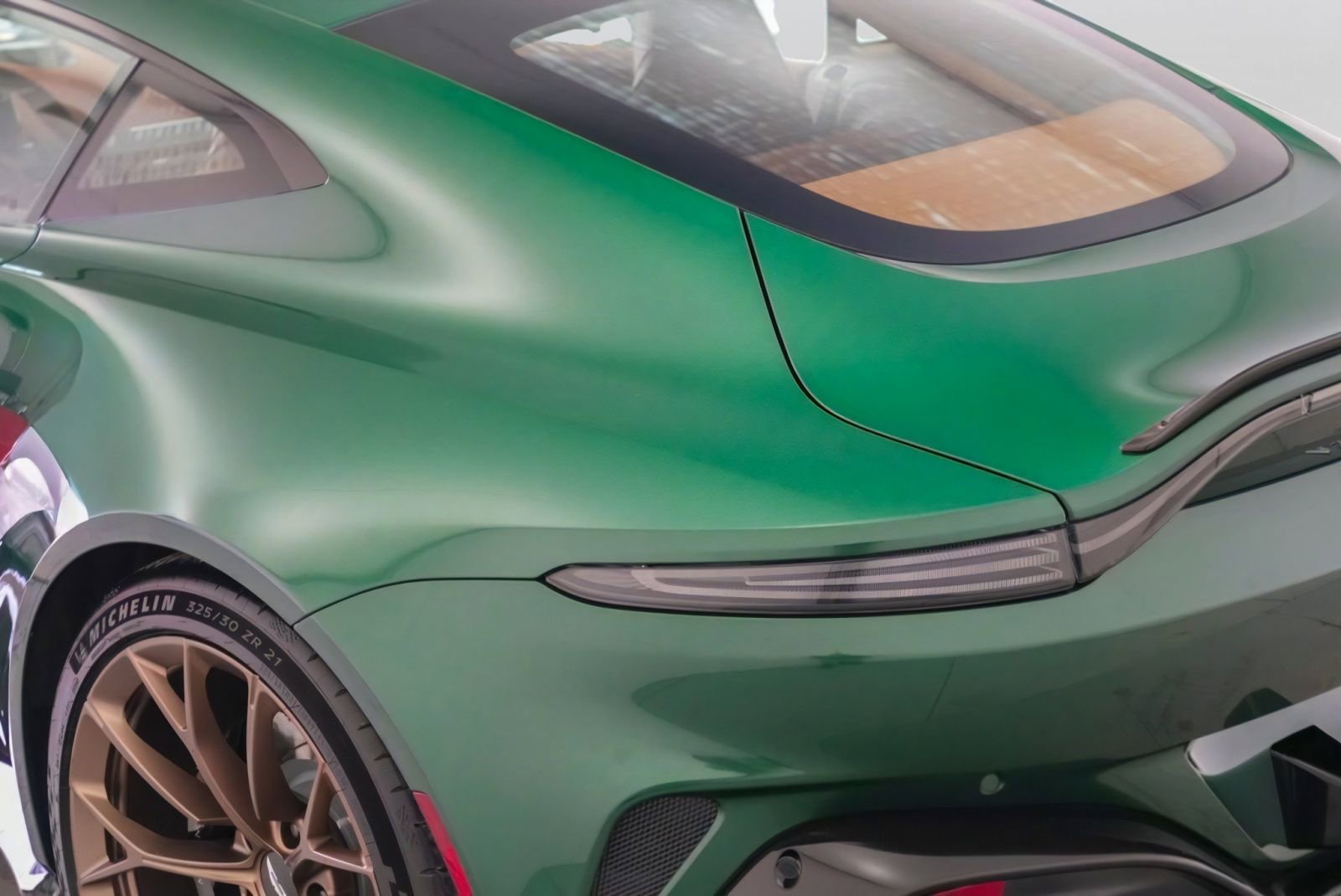 New 2026 Aston Martin V8 Vantage S RWD image 20