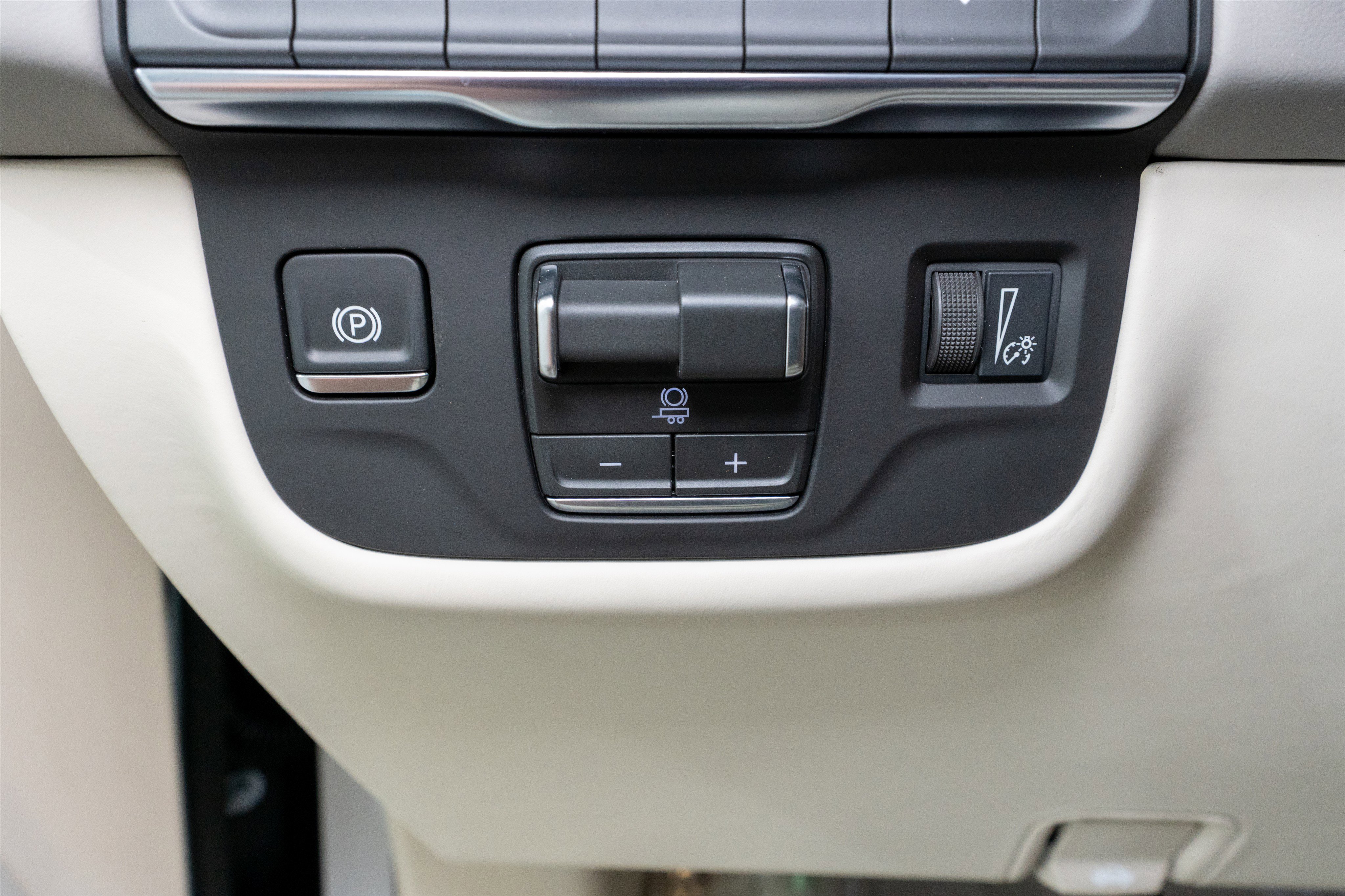 Used 2026 Cadillac Escalade Platinum Sport AWD/4WD image 41