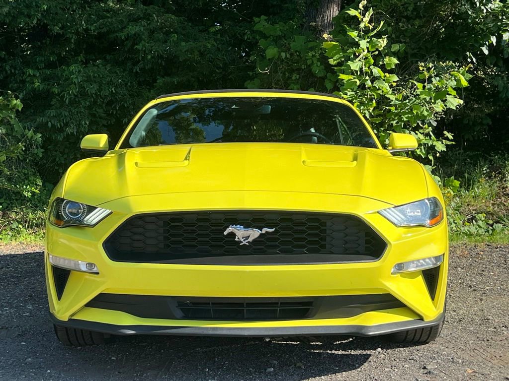 Used 2021 Ford Mustang Premium RWD image 8