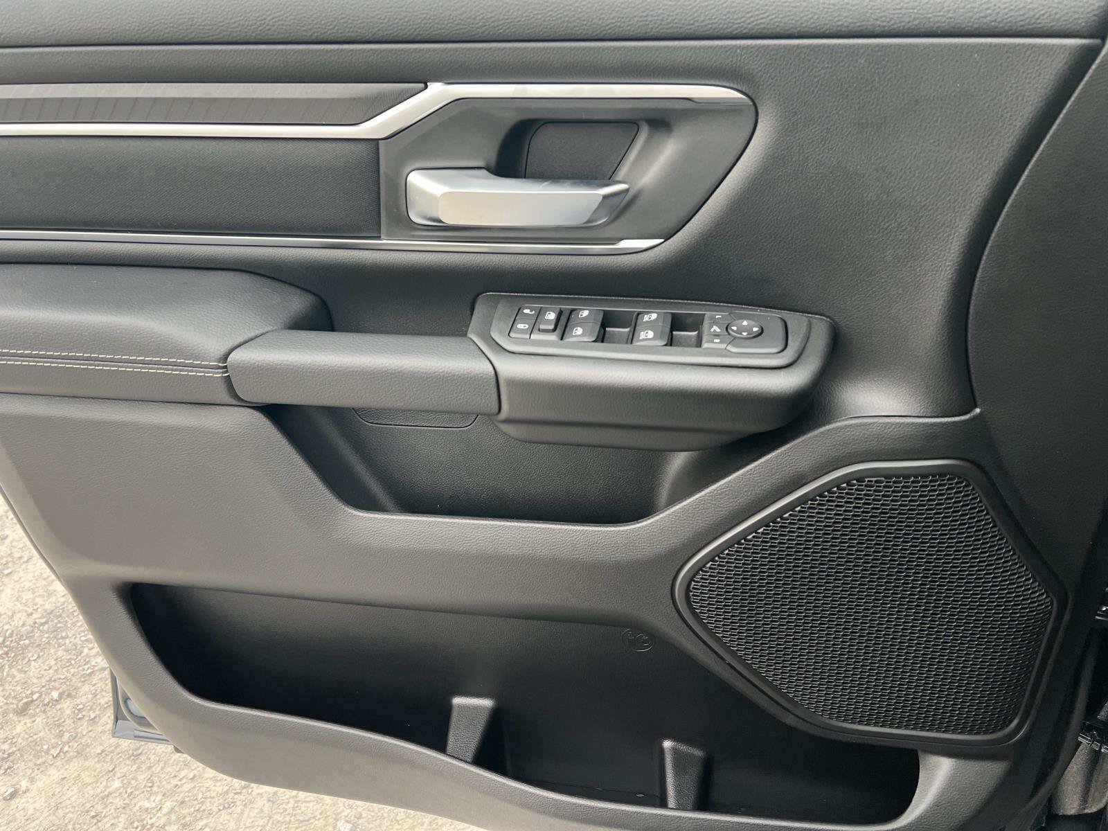 New 2026 RAM 1500 Big Horn AWD/4WD image 19