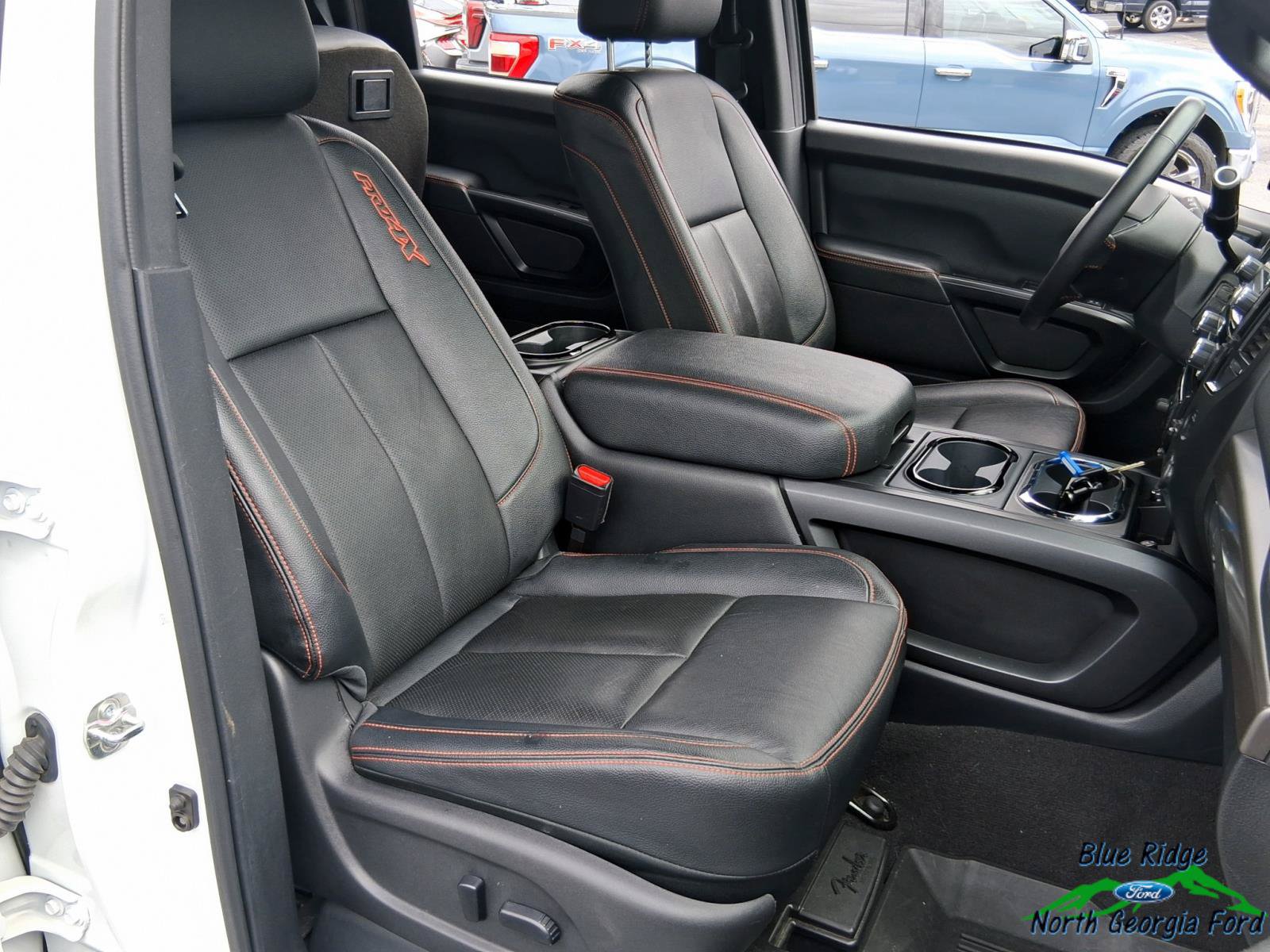 Used 2024 Nissan Titan PRO-4X w/ Pro-4x Convenience Package AWD/4WD image 12