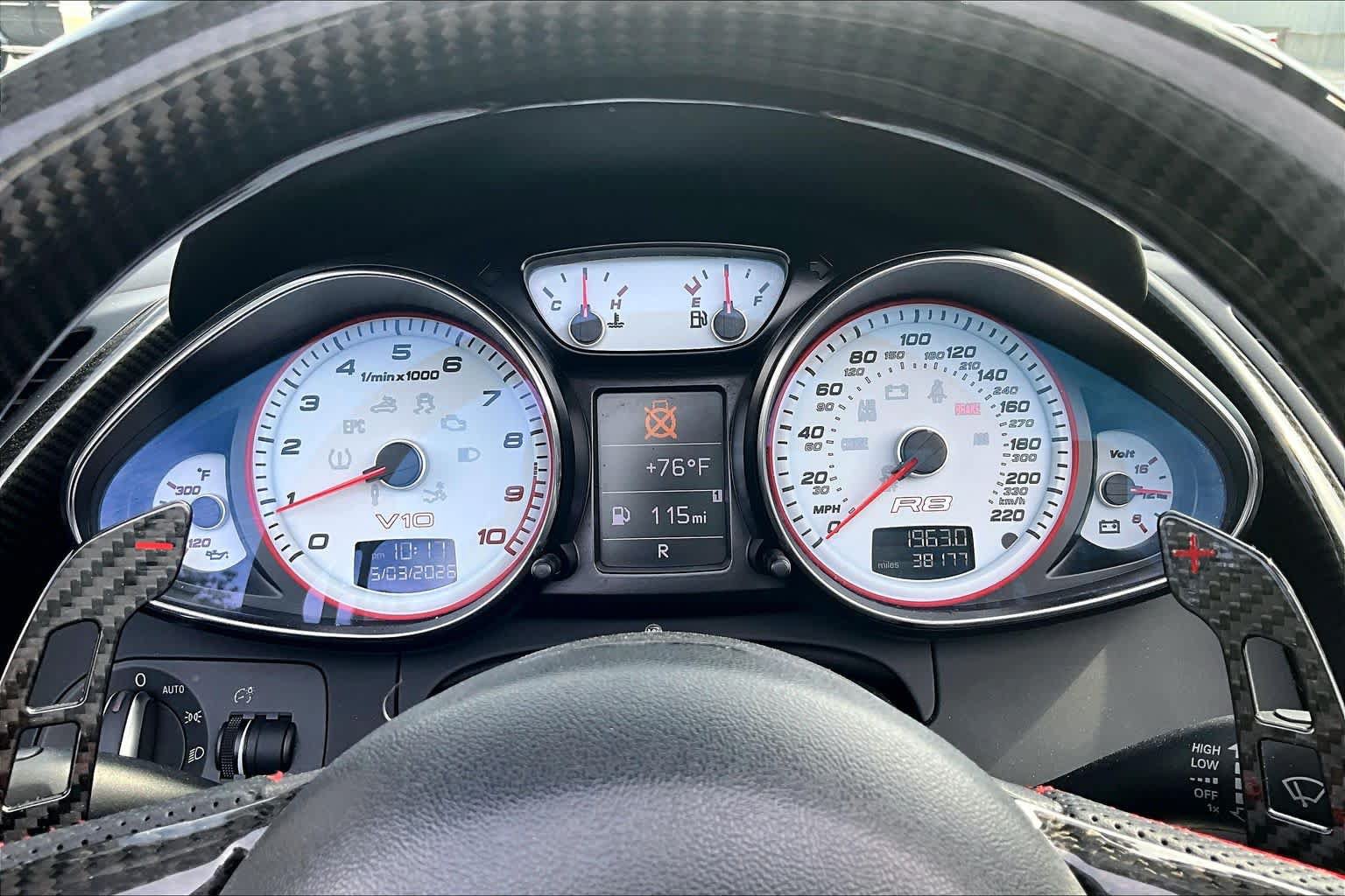 Used 2011 Audi R8 V10 AWD/4WD image 22
