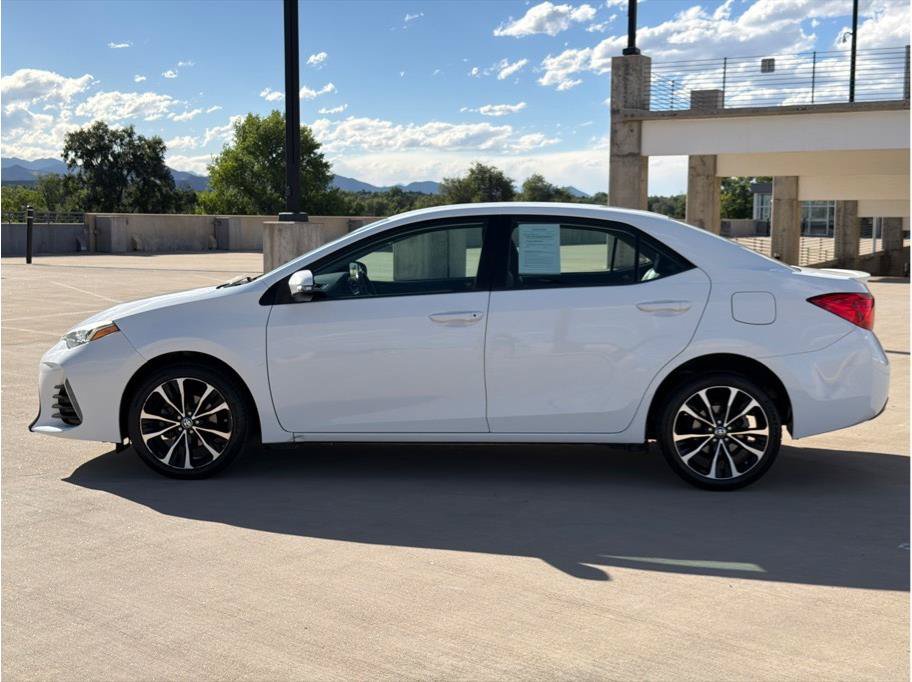 Used 2017 Toyota Corolla SE FWD image 7