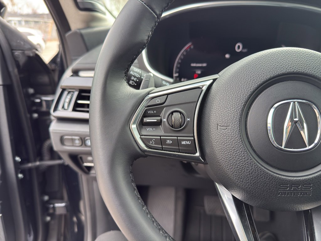 Used 2025 Acura MDX SH-AWD w/ Technology Package image 16