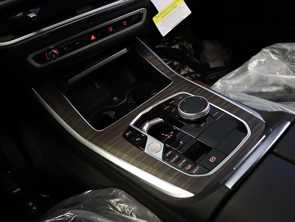 Used 2026 BMW X5 xDrive40i w/ Climate Comfort Package image 15