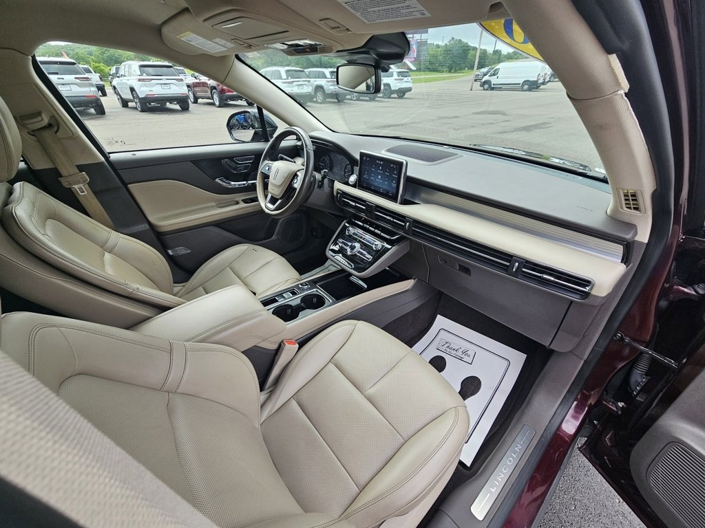 Used 2020 Lincoln Corsair Standard image 24