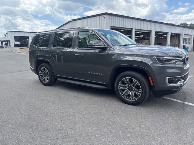 Used 2022 Jeep Wagoneer Series III w/ Convenience Group I AWD/4WD image 12