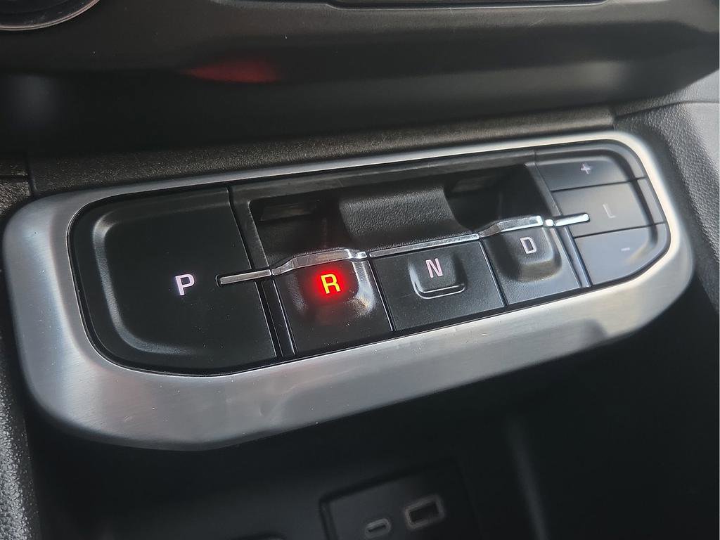 Used 2023 GMC Acadia SLE w/ Elevation Edition FWD image 20