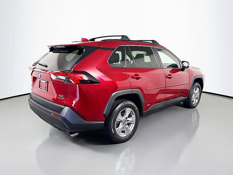 Used 2023 Toyota RAV4 XLE w/ Convenience Package image 7
