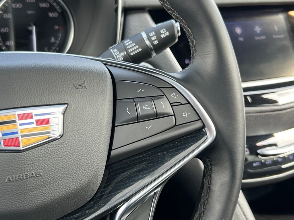 Certified 2025 Cadillac XT5 Premium Luxury image 31