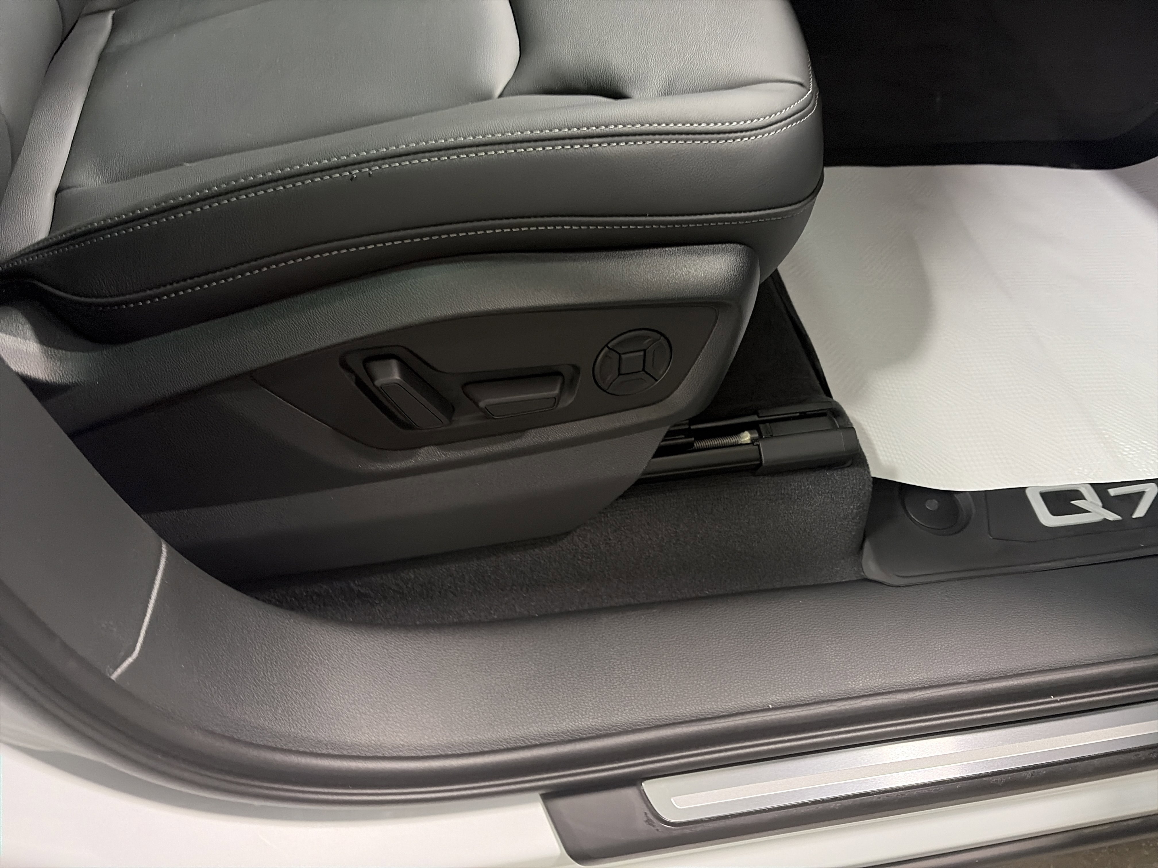 New 2026 Audi Q7 2.0T Premium image 37