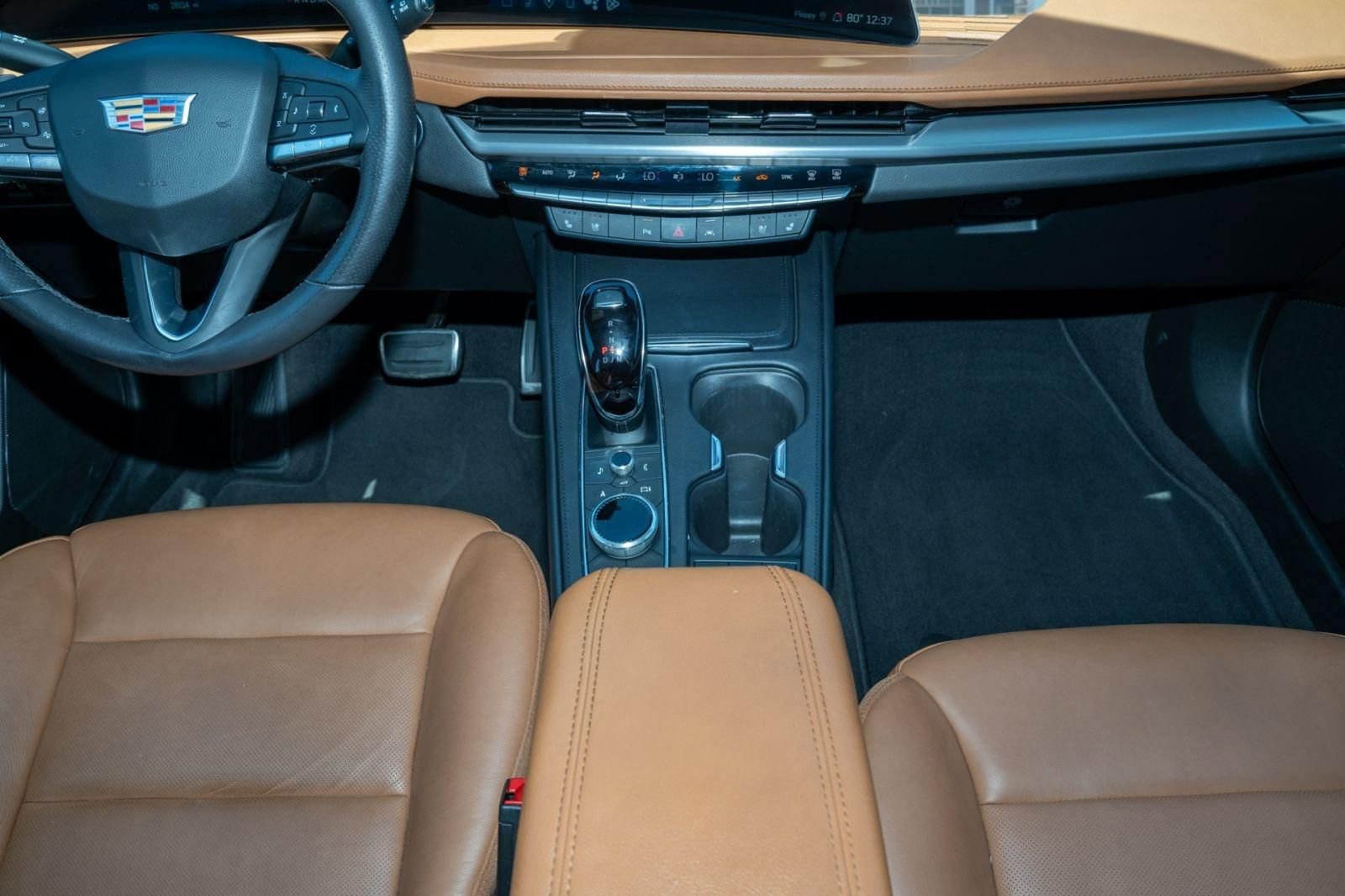 Used 2024 Cadillac XT4 Sport image 26