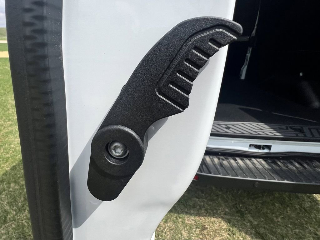 New 2026 Ford Transit 250 148 Medium Roof RWD image 27