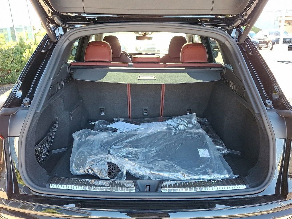 New 2025 Audi SQ5 Premium Plus image 20