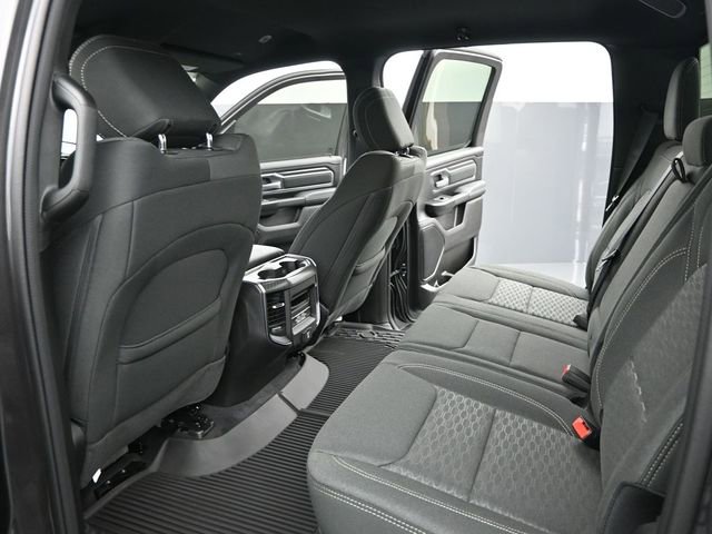 New 2026 RAM 1500 4x4 Crew Cab image 13