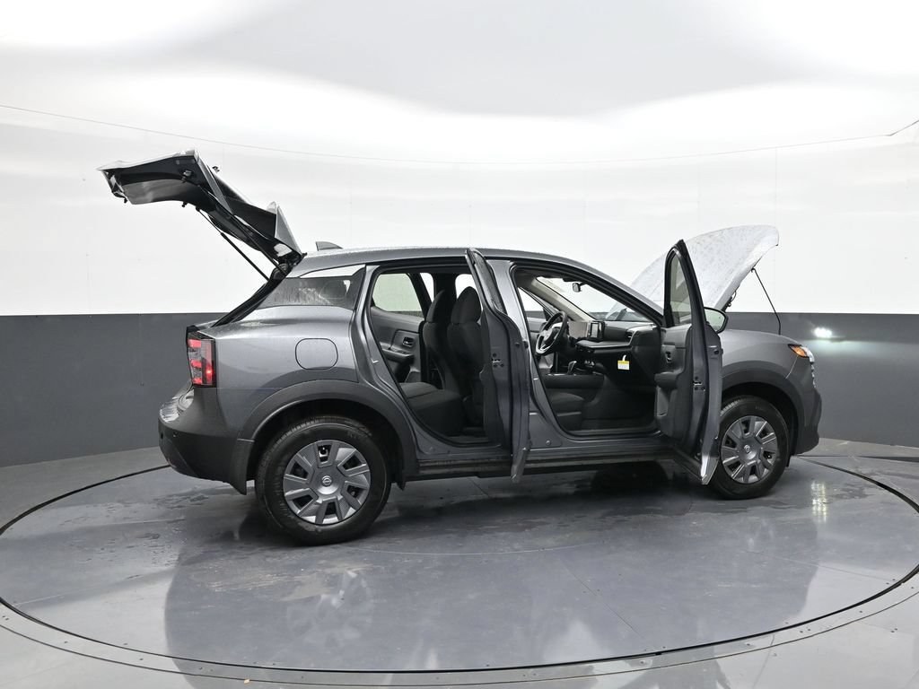 Certified 2025 Nissan Kicks Play S FWD image 37