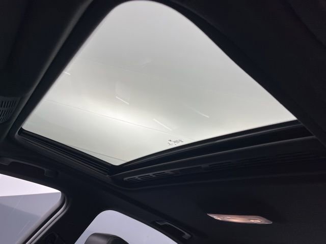 Used 2018 BMW 340i xDrive Sedan image 11