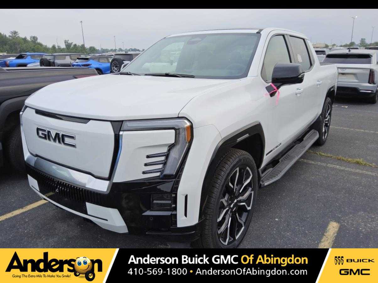 Used 2025 GMC Sierra EV Denali AWD/4WD image 1