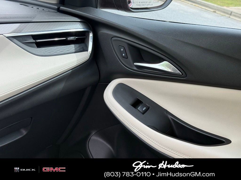 Used 2025 Buick Encore GX Sport Touring w/ Comfort Package FWD image 32