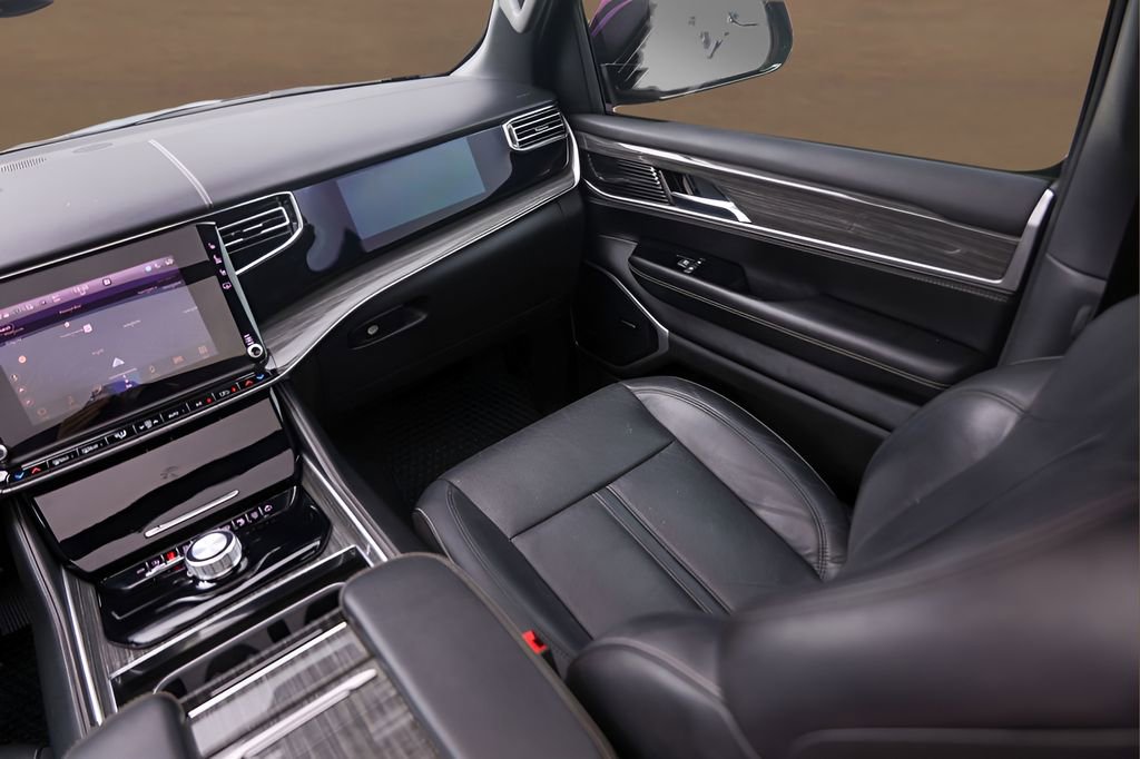 Used 2022 Jeep Wagoneer Series II w/ Convenience Group I RWD image 30