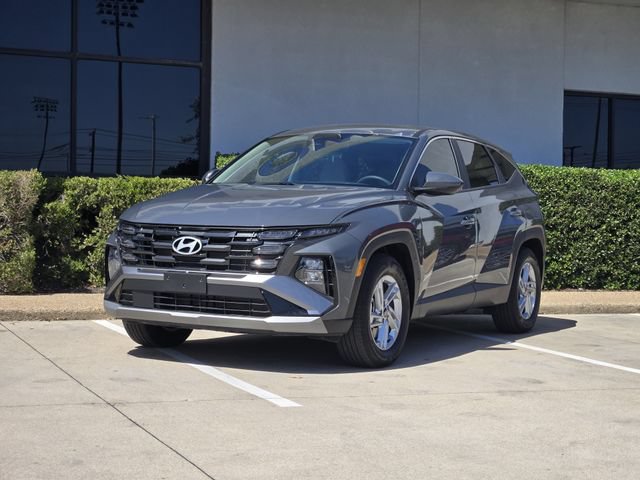 Certified 2026 Hyundai Tucson SE FWD image 2
