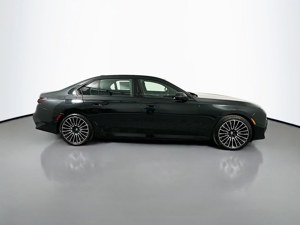 New 2026 BMW 750e xDrive w/ Executive Package image 4