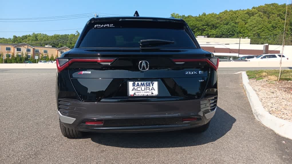 Used 2024 Acura ZDX A-Spec AWD/4WD image 4