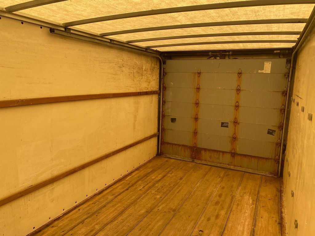 Used 2017 GMC Savana 3500 Extended image 17