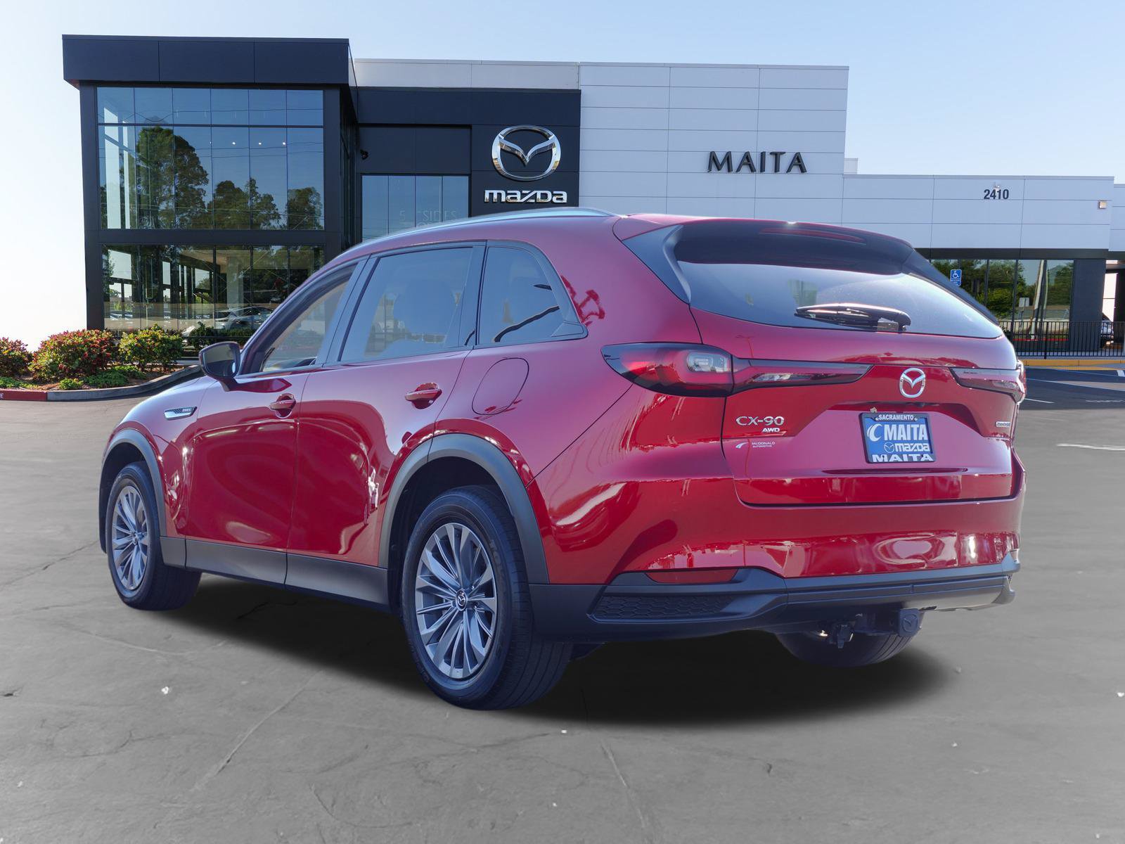 Certified 2024 MAZDA CX-90 Plug-In Hybrid w/ Preferred AWD/4WD image 6