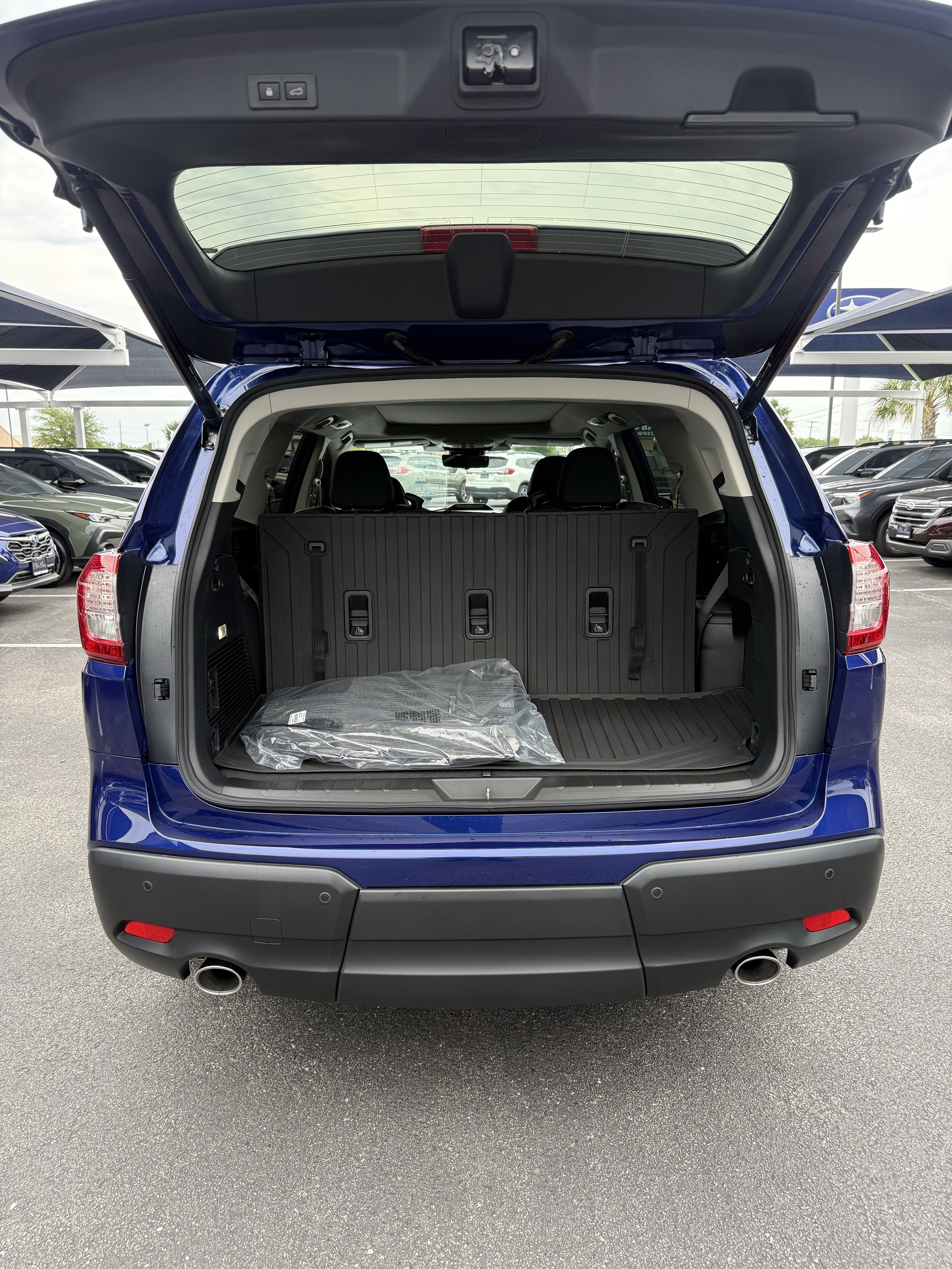 New 2026 Subaru Ascent Touring AWD/4WD image 9