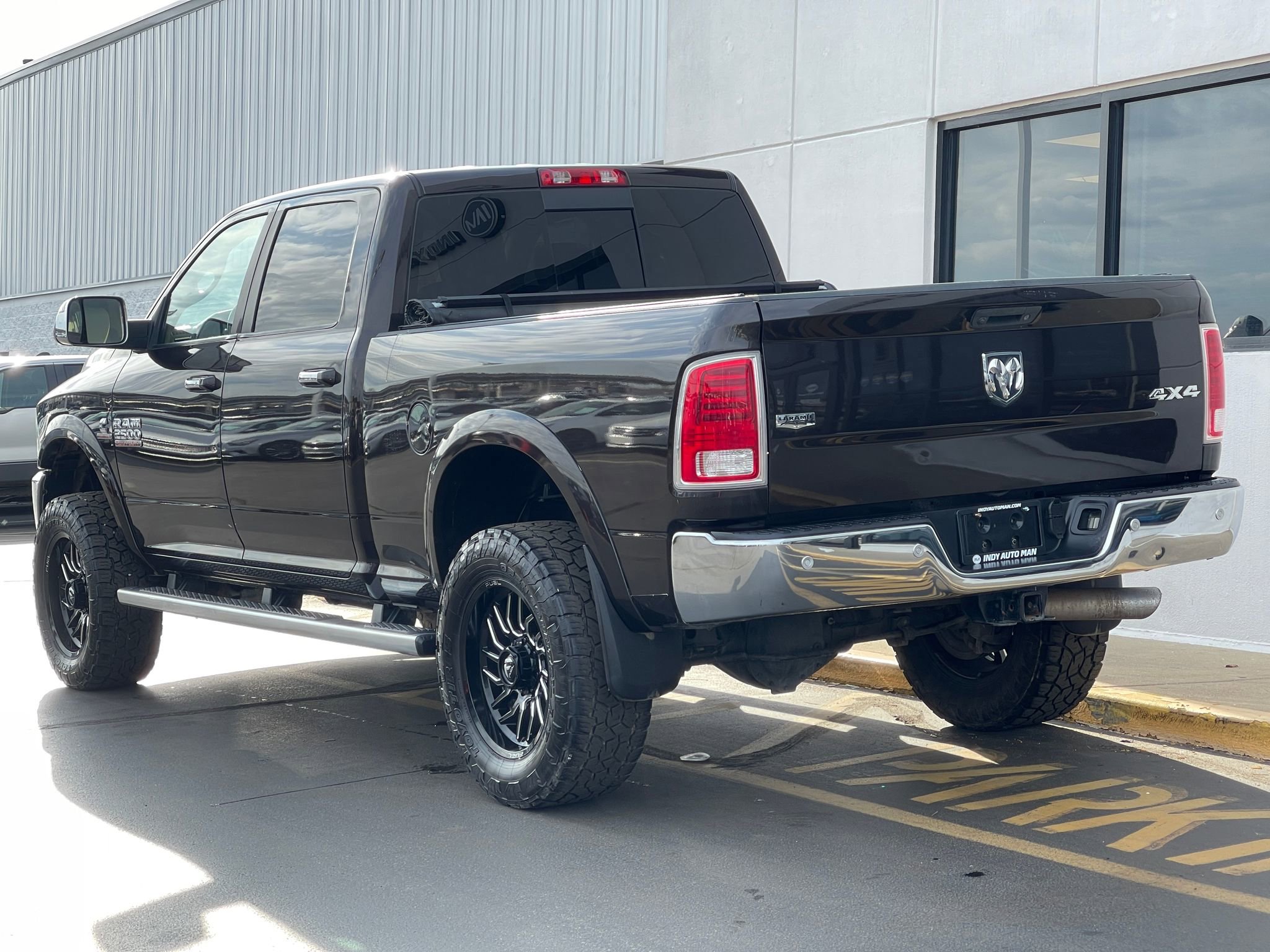 Used 2016 RAM 2500 Laramie w/ Cold Weather Group image 6