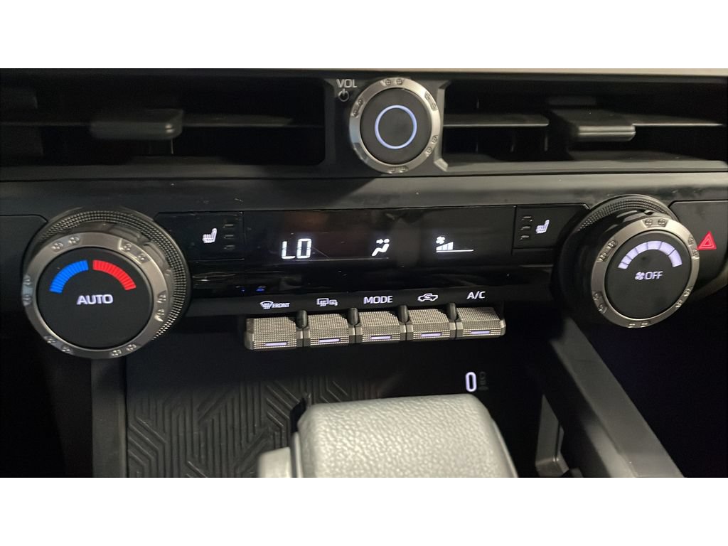 Used 2024 Toyota Tacoma TRD Off-Road AWD/4WD image 14