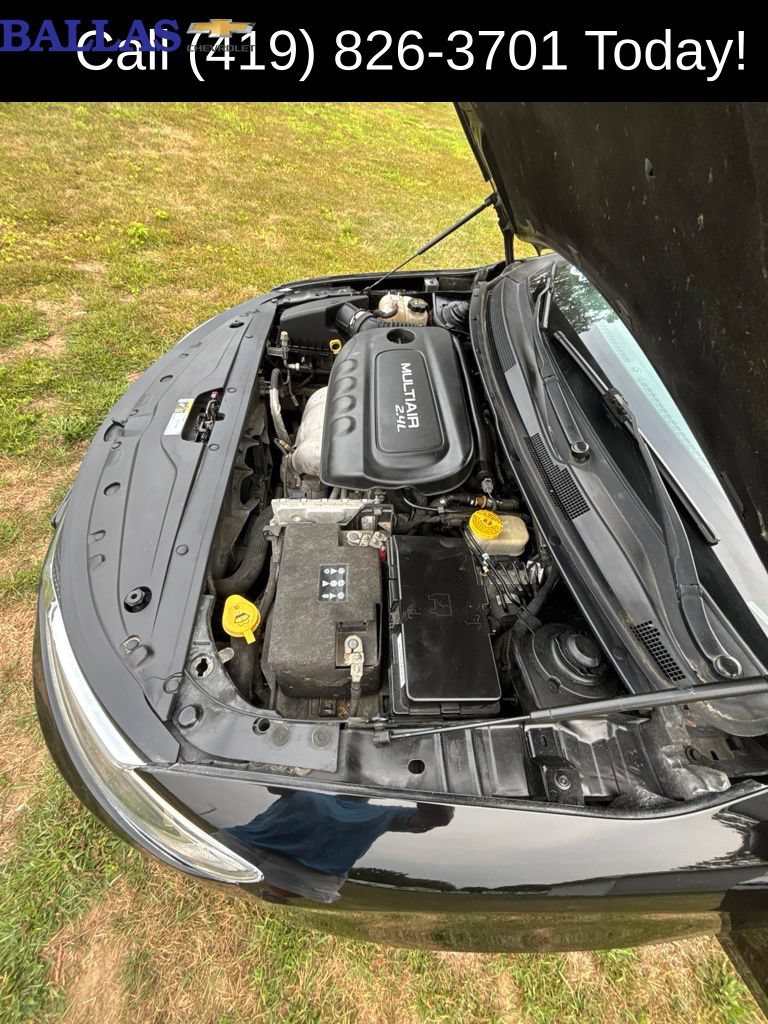 Used 2015 Chrysler 200 Limited w/ Convenience Group FWD image 15