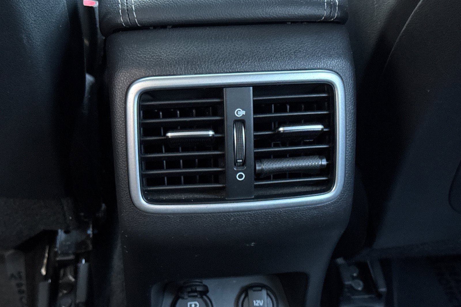 Used 2021 Kia Sportage EX image 16