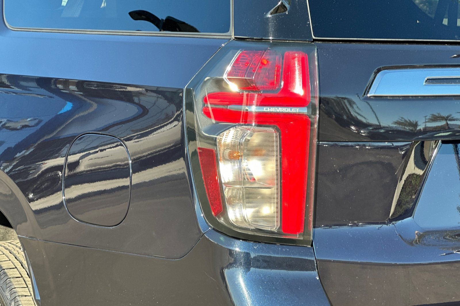 Used 2024 Chevrolet Suburban LT image 40